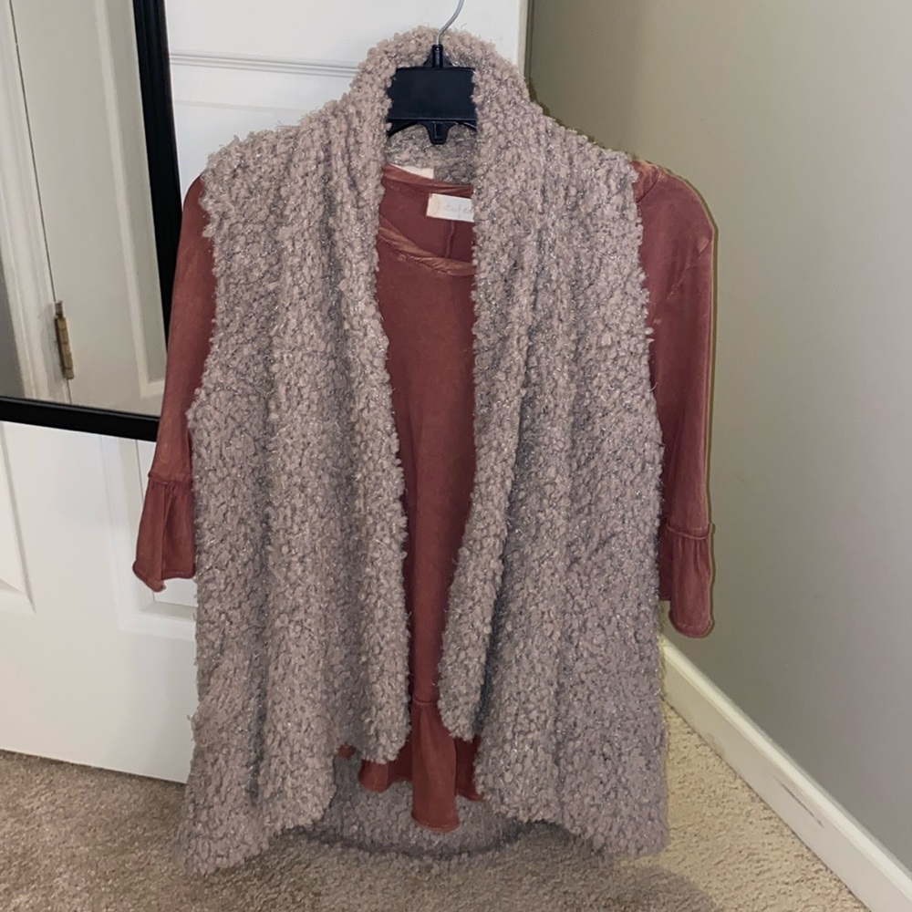 Altard State shirt and cardigan outfit